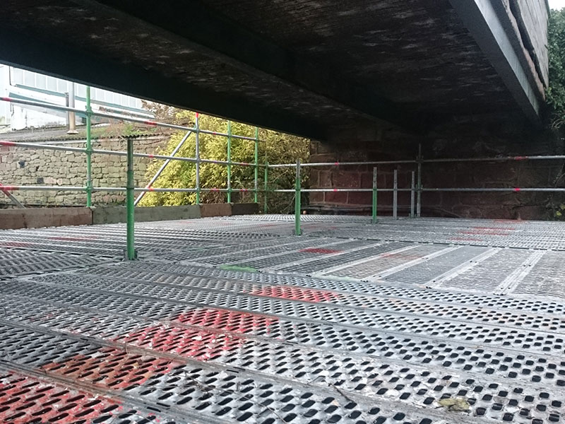 responsive maintenance scaffolding